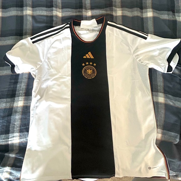 2022 Germany Jersey - Picture 1 of 6